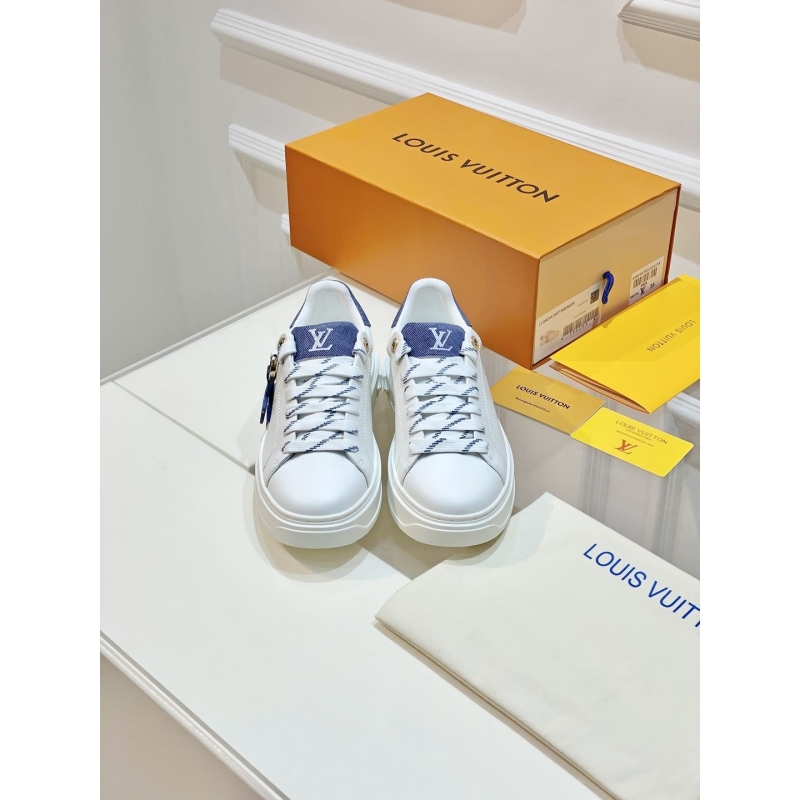 l**is V*t*n sneakers